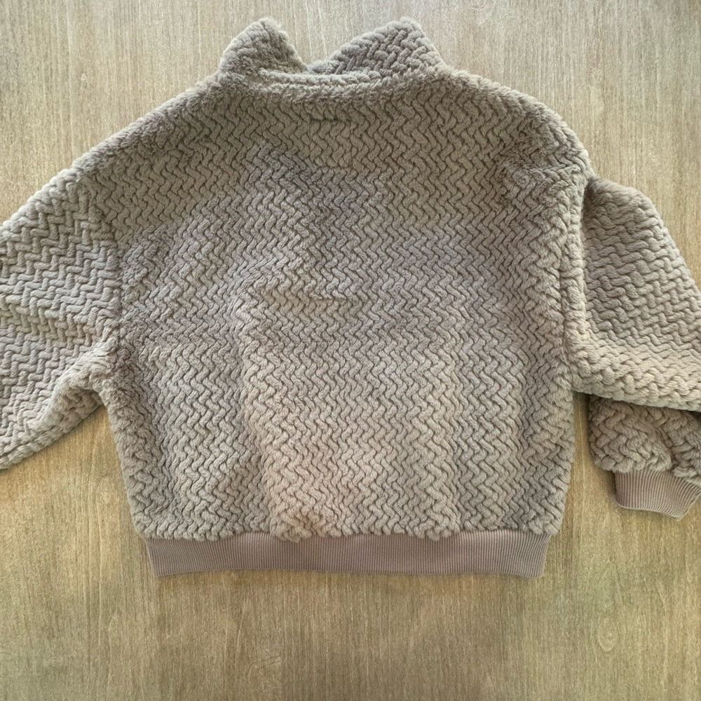 Abercrombie NWT super soft fuzzy coat Size Small - Picture 5 of 6